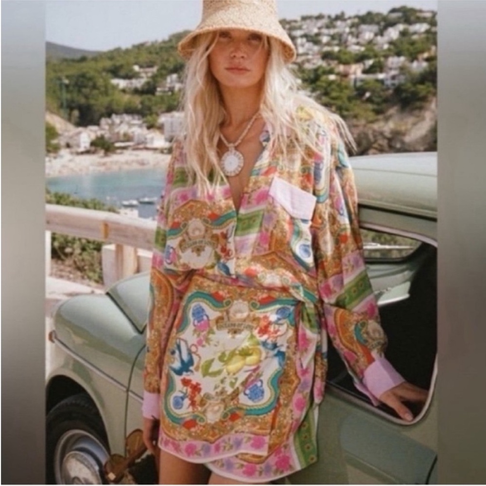 NWT Spell & The Gypsy Maddelena Shirt in Mosaic Print
